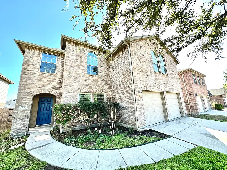 1820 Kittyhawk Dr — Photo 42