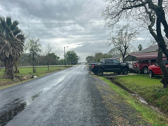 5th image of 3330 1st Ave S