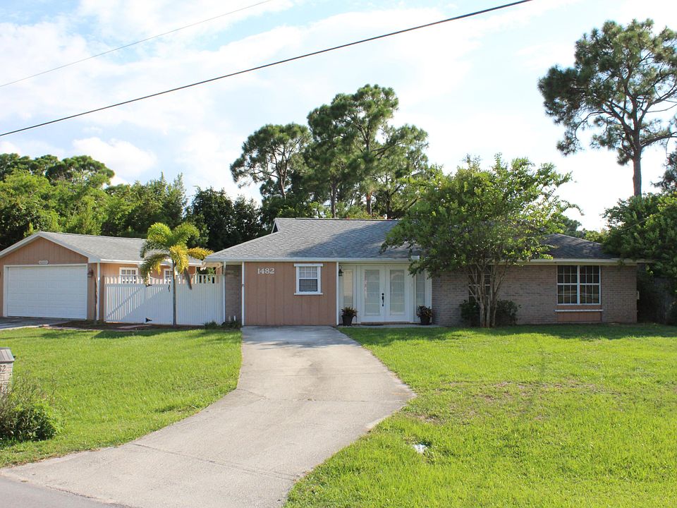 1st image of 1482 SE Manth Lane