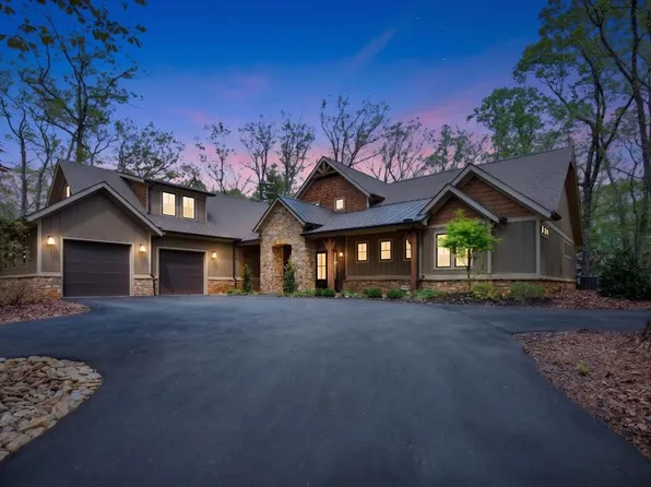 83 Summit Dr W, Jasper, GA 30143