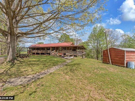 2nd image of 55 Brier Ridge Rd