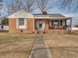 803 Raleigh St, Roanoke Rapids, NC 27870