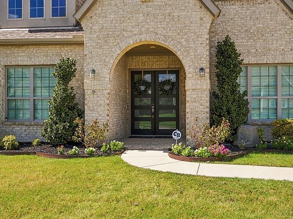 3rd image of 7117 Eagles Ridge Ct