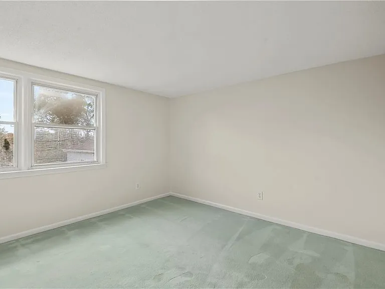 5401 W 102nd St — Photo 21