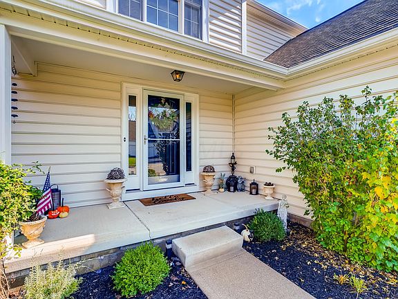 2nd image of 4600 Herb Garden Dr