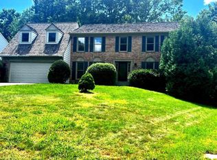 4714 Western St, Fairfax, VA 22030