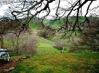 537 La Vista Rd, Walnut Creek, CA 94598