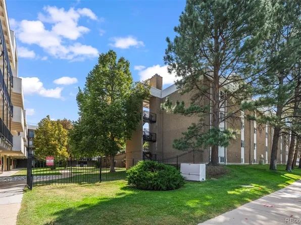 384 S Ironton Street #201, Aurora, CO 80012