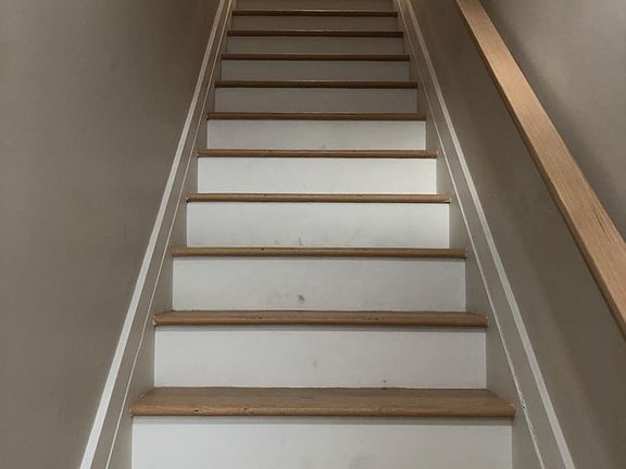 3rd image of 124 Irving St #2