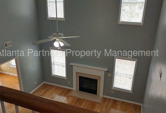 4th image of 1719 Cooper Lakes Dr