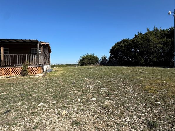 910 Star Dr, Granbury, TX 76049
