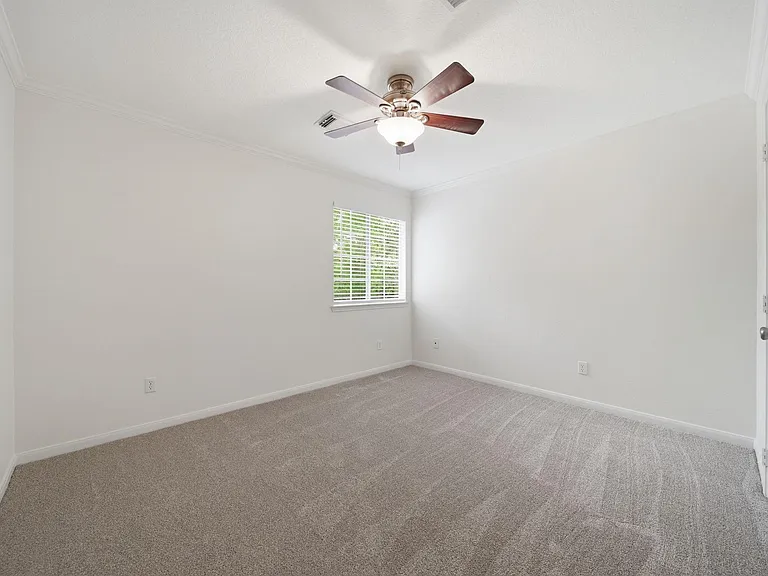 32334 Summer Park Ln — Photo 16