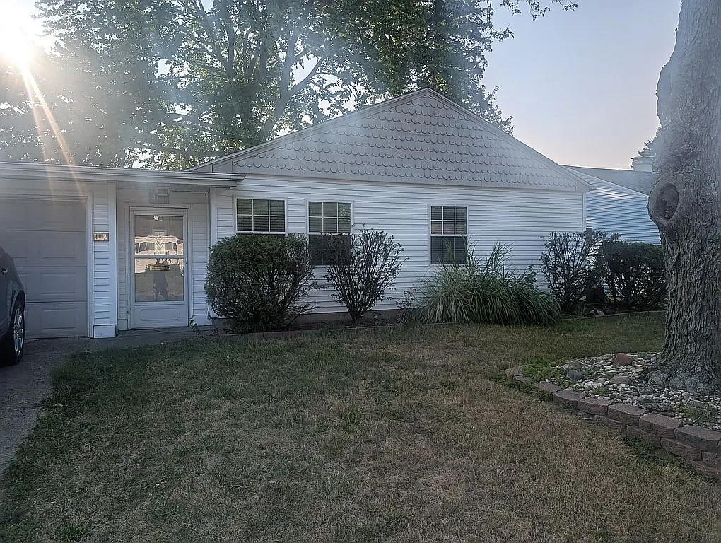 4101 Woodvale Dr photo 1