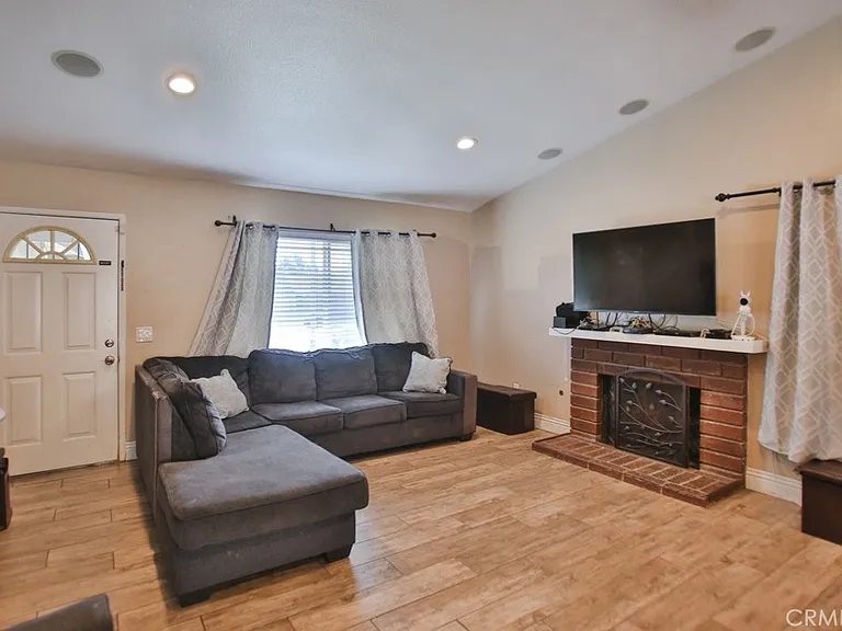 12620 Nasturtium Dr — Photo 4