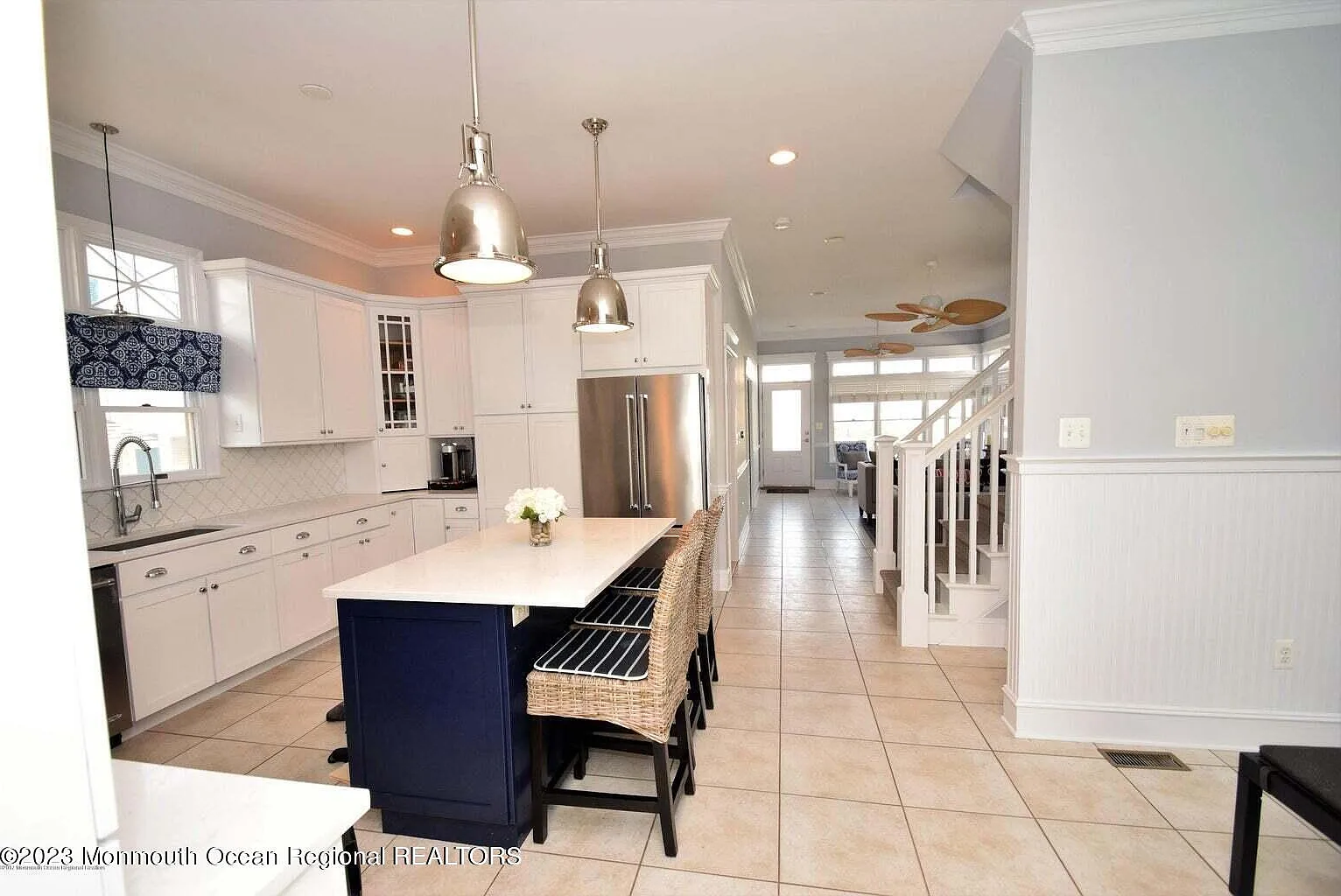 5 bed, 3.5 bath, 2585 sqft, $3,750 — Photo 4