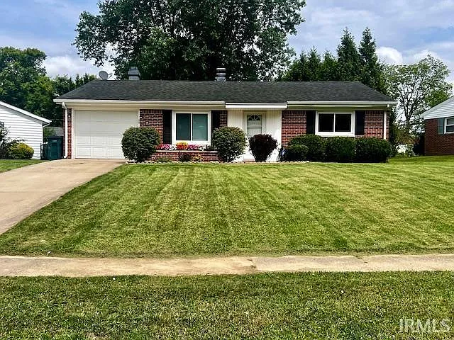 605 Northwood Dr photo 1