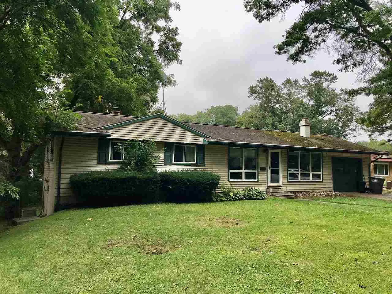 2703 Glendale Rd photo 1