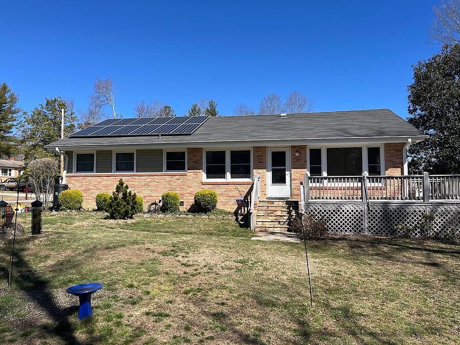 1st image of 133 Woodland Dr