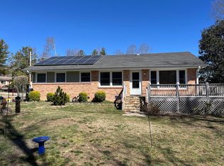 133 Woodland Dr, Hendersonville, NC 28792