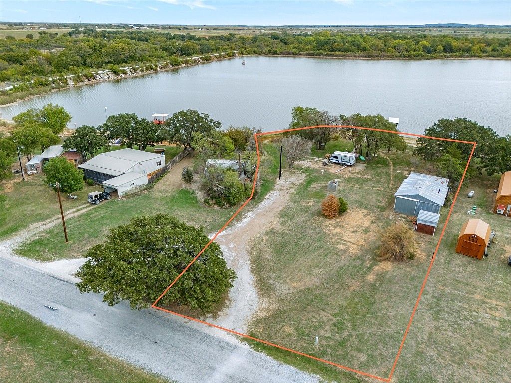 123 Bus Stop Rd, Bellevue, TX 76228 | Zillow