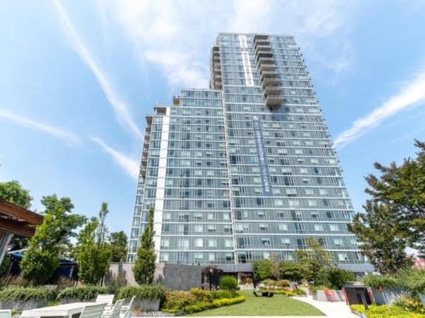 1501 Voorhies Ave #23E