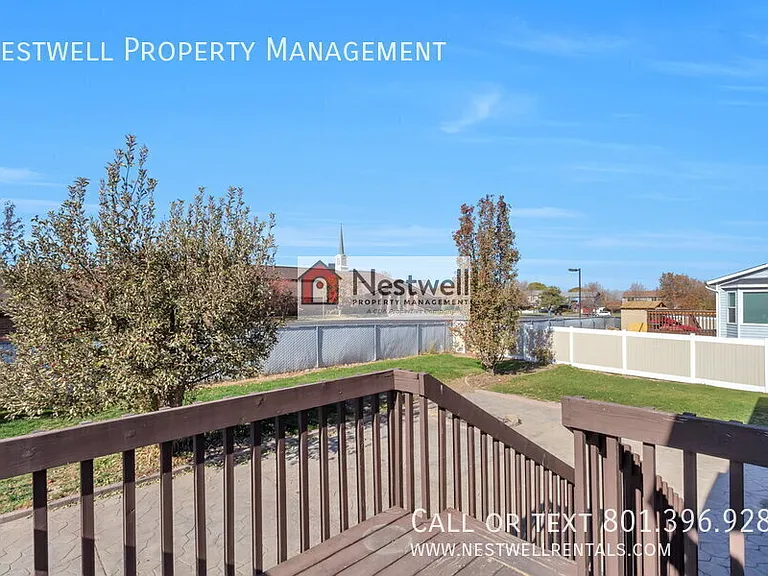 5676 S 3525 W — Photo 12