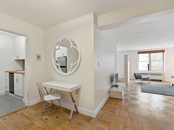 4th image of 185 W Houston St APT 1F