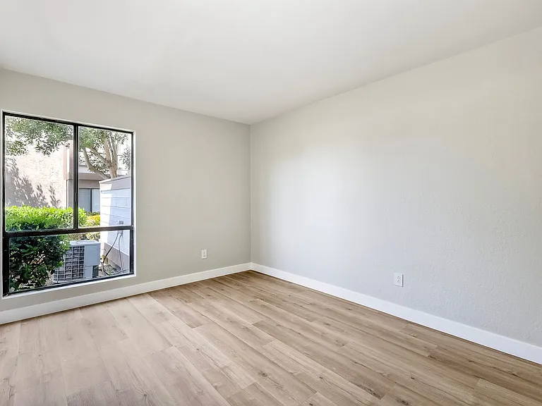 9209 Village Glen Dr #146 — Photo 18