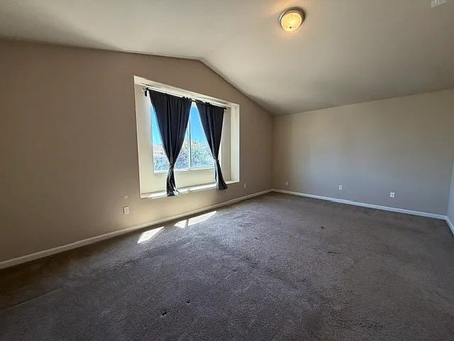 9640 Richlyn Way — Photo 17