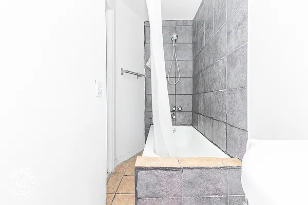 Rented by MySpaceNYC | media 55