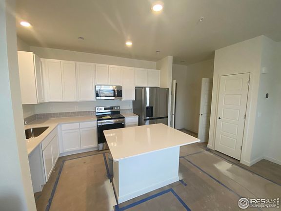 5th image of 3749 Katina Way