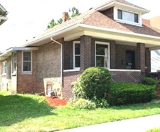 3rd image of 12624 Greenwood Ave