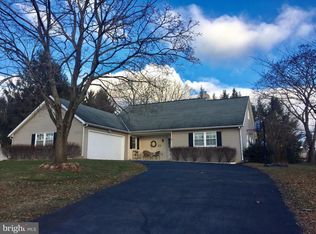11 Sheraton Dr, Carlisle, PA