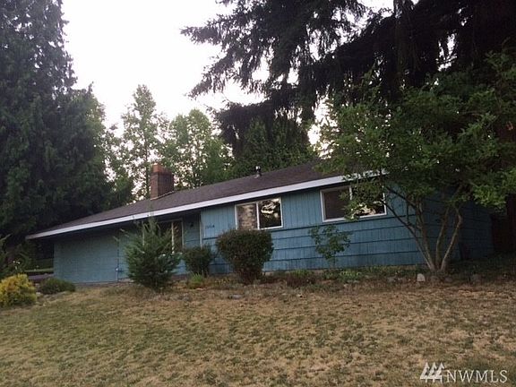 2nd image of 15904 SE 8th St
