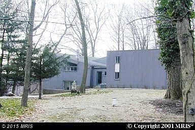Exterior (Front)