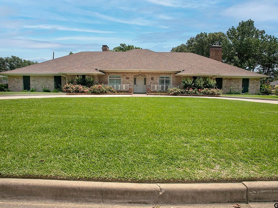 1st image of 3900 Cloverdale Dr