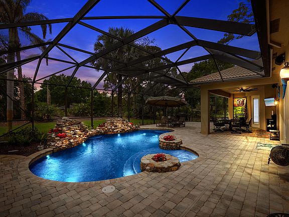 2nd image of 9539 Avenel Lane