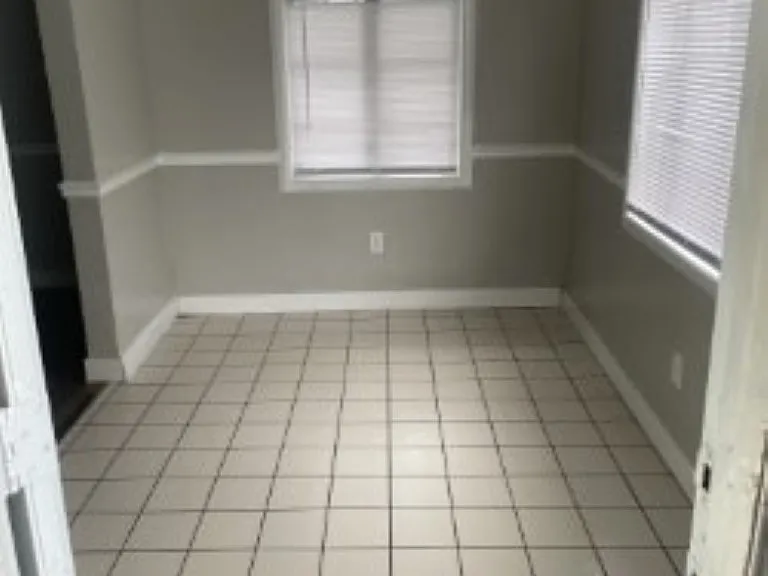987 Hazel Ave — Photo 5