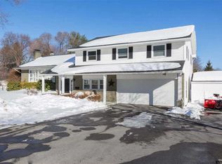 89 Saint Stephens Ln W, Glenville, NY 12302