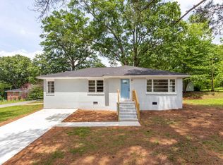 1612 Woodland Dr, Oxford, AL 36203
