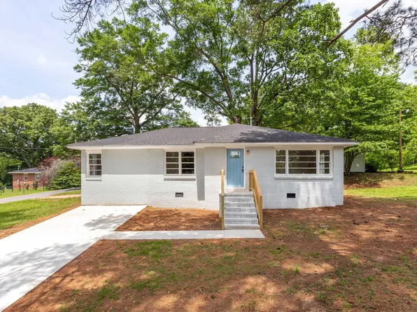 1612 Woodland Dr, Oxford, AL 36203