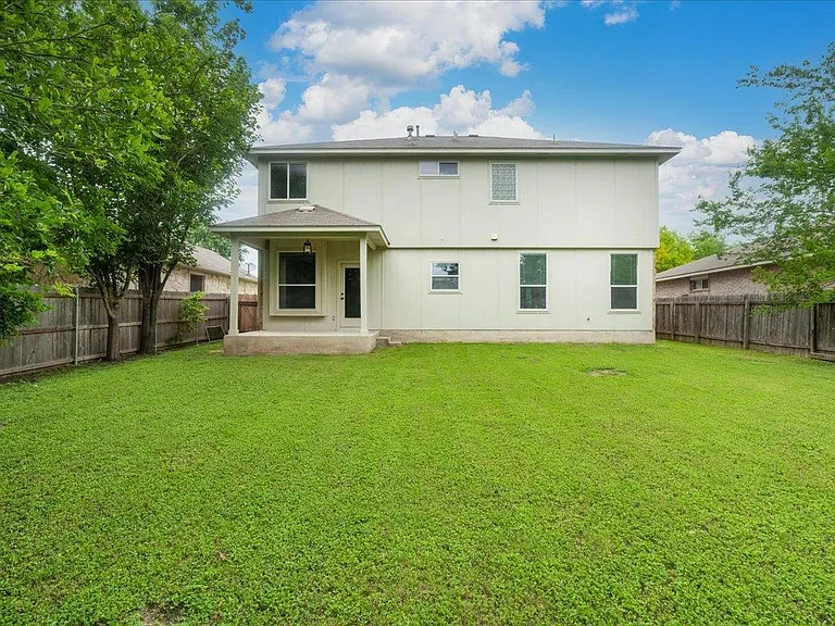 1501 Sweet Leaf Ln — Photo 34