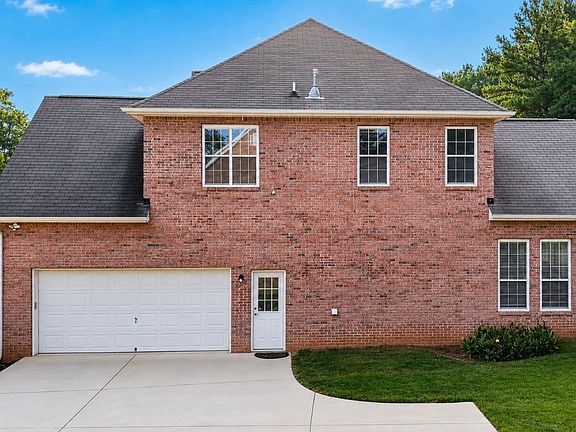 5th image of 7026 Sherri Ct
