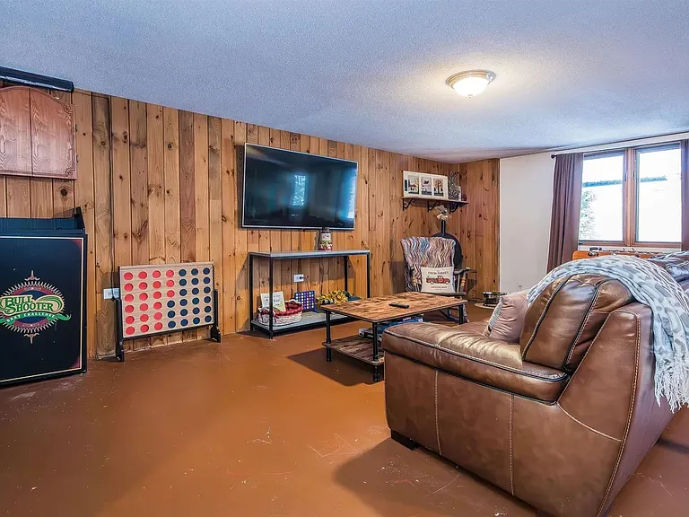 1704 State Highway 103 — Photo 20