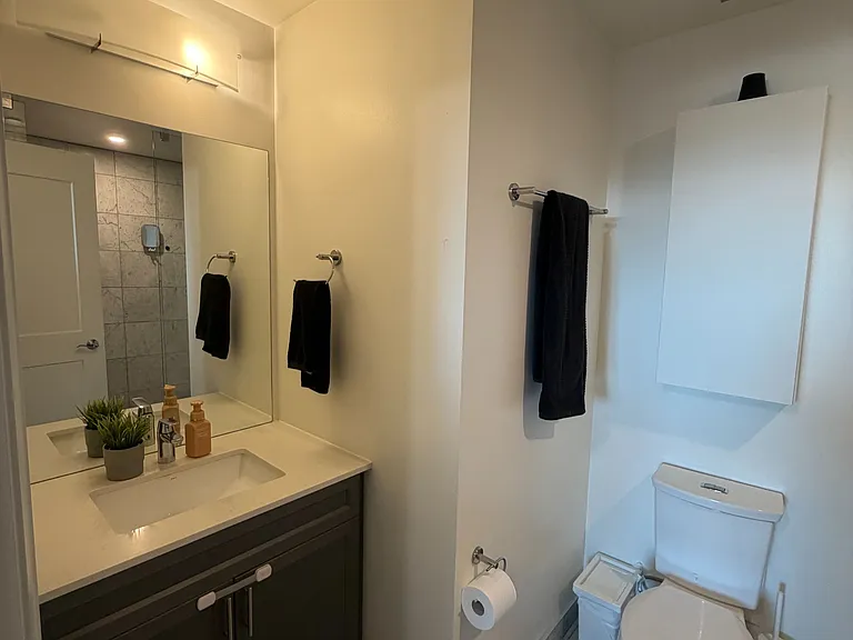 365 Beech Ave #302 — Photo 6