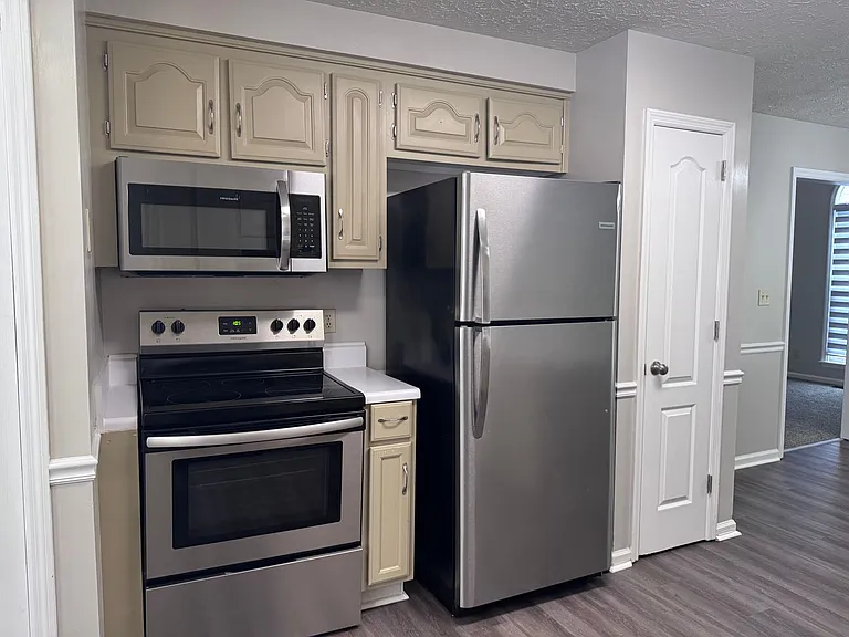 203 Melodie Dr — Photo 9
