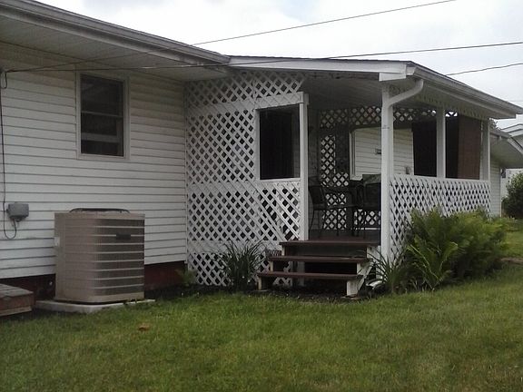 4th image of 52361 East Dr
