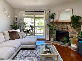 8225 Fairmount Dr APT 2-206, Denver, CO 80247