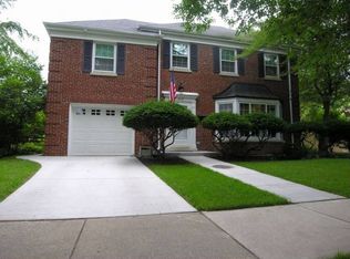 8231 Lowell Ave, Skokie, IL 60076