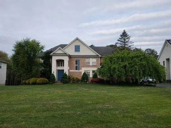 41 Greenwich Dr, Jackson, NJ 08527